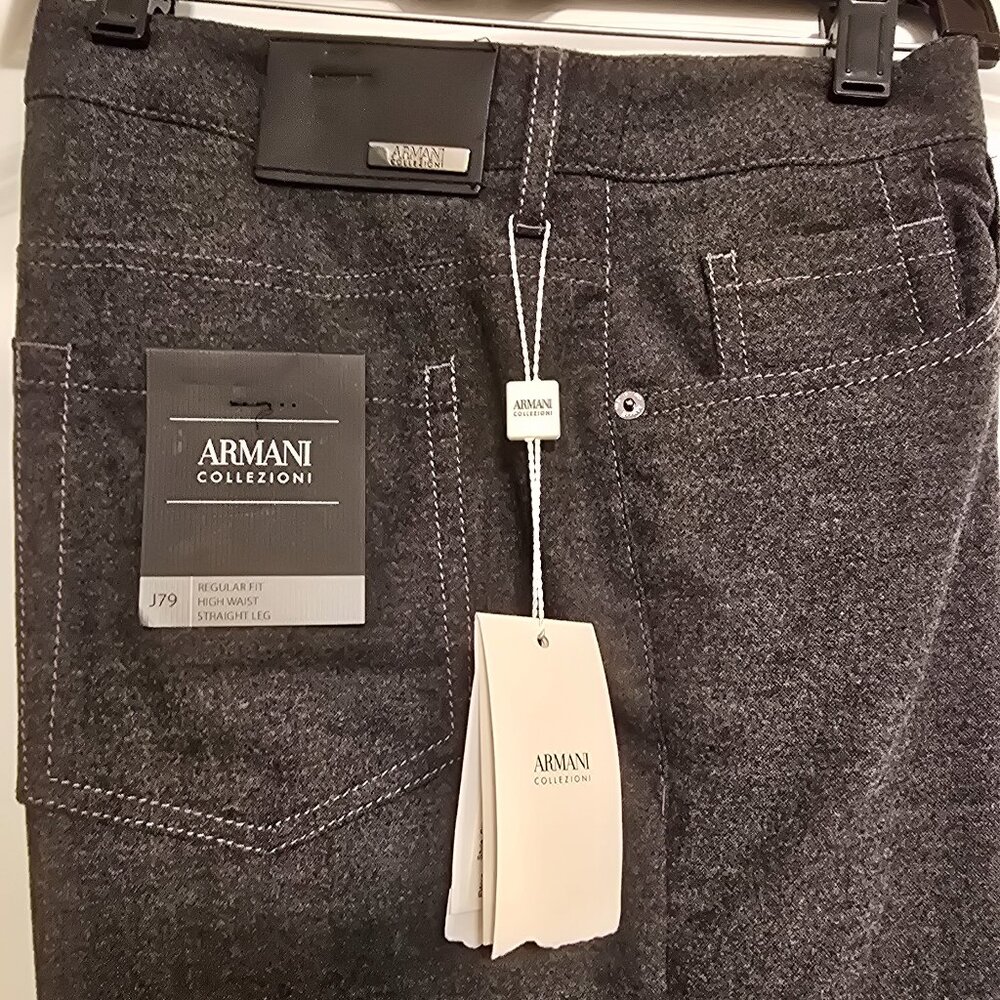 Brand new (tags) Women's Made in Italy Armani Collezioni Pants (size 31)